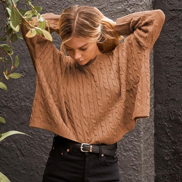 Cable Knit Dolman Style Cropped Sweater - Picture 5 of 5